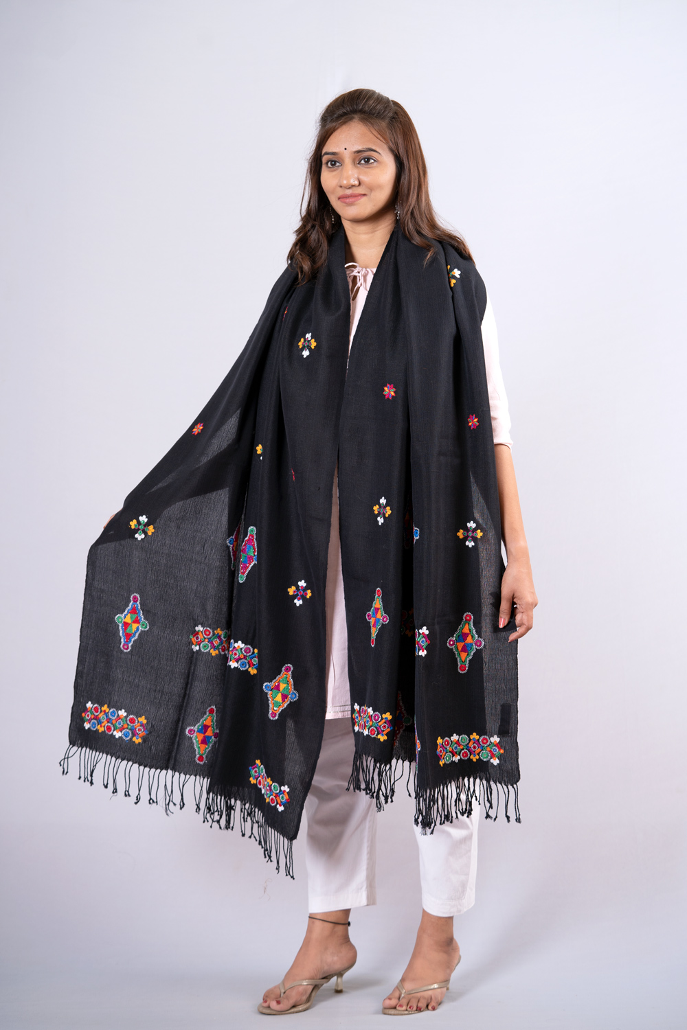 Woolen Shawl with Node Embroidery - Shrujan
